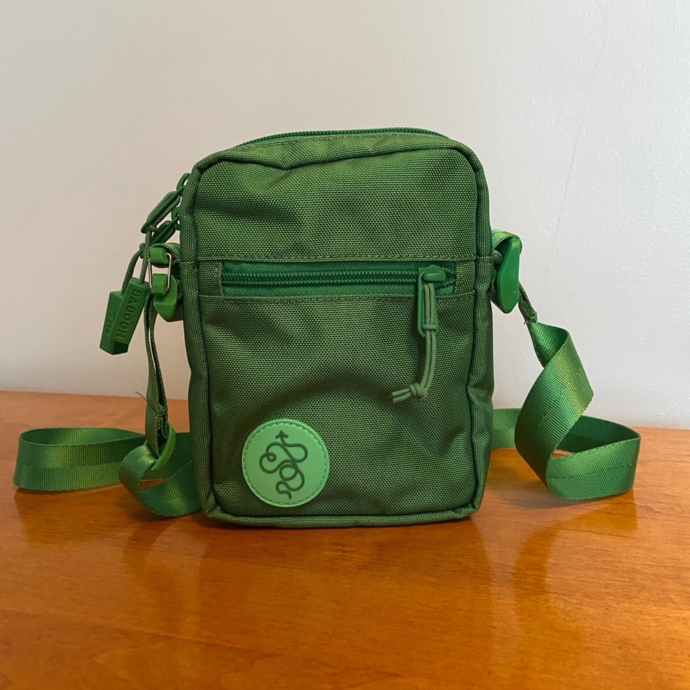 Baboon to the Moon small crossbody bag in green